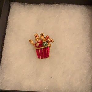 Christmas shirt brooch